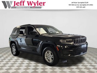 New 2025 Jeep Grand Cherokee Laredo image 1