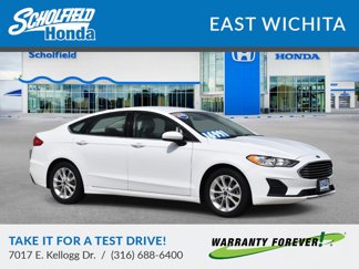 Used 2019 Ford Fusion SE image 1