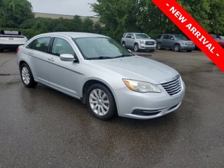 Used 2011 Chrysler 200 Touring w/ Cold Weather Group image 1
