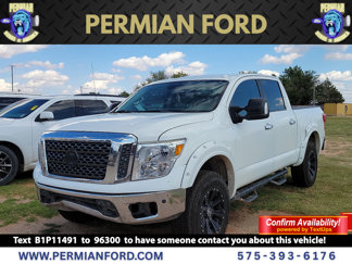 Used 2018 Nissan Titan SV image 1