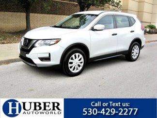 Used 2019 Nissan Rogue S image 1