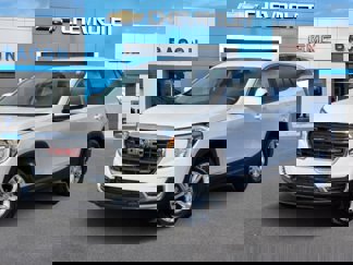 Used 2024 GMC Terrain SLE image 1