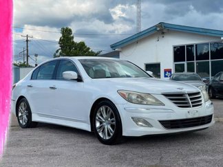 Used 2014 Hyundai Genesis 3.8 image 1