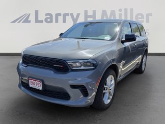 Used 2023 Dodge Durango GT image 1