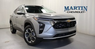 New 2025 Chevrolet Trax LT w/ Driver Confidence Package image 1