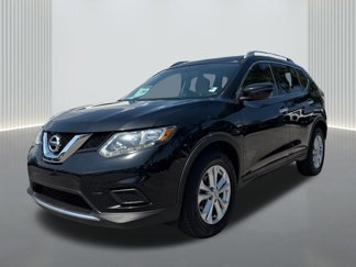 Used 2016 Nissan Rogue SV image 1