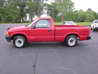 Used 1995 Chevrolet S10 Pickup 2WD Regular Cab image 1