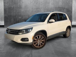Used 2013 Volkswagen Tiguan SE image 1