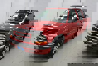 Used 2002 Chevrolet S10 Pickup LS w/ LS Preferred Equipment Group image 1
