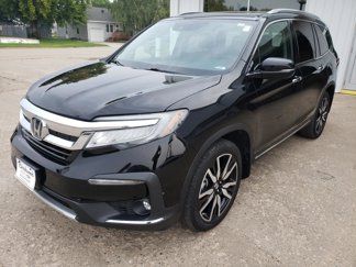 Used 2020 Honda Pilot Touring image 1