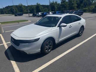 Used 2023 Honda Accord EX-L image 1