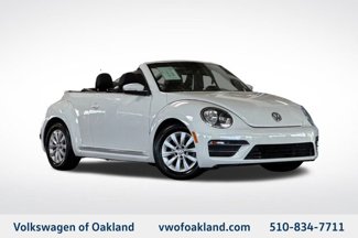 Used 2018 Volkswagen Beetle 2.0T S image 1