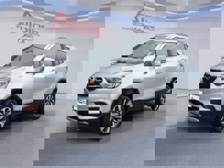 Used 2022 Buick Encore Preferred image 1