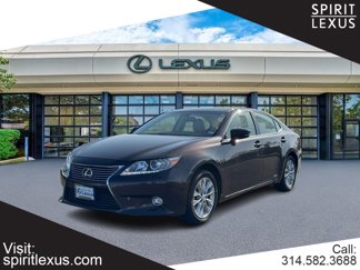 Used 2015 Lexus ES 300h image 1