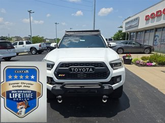 Used 2018 Toyota Tacoma SR5 image 1