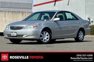 Used 2004 Toyota Camry LE image 1