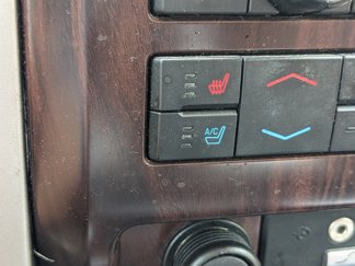 Used 2011 Ford F150 King Ranch image 1