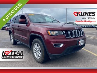 Used 2019 Jeep Grand Cherokee Laredo image 1