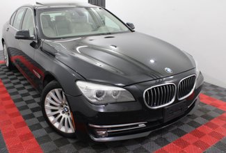 Used 2013 BMW 750i xDrive image 1