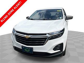 Used 2022 Chevrolet Equinox LS w/ LS Convenience Package image 1