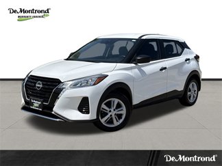 Used 2023 Nissan Kicks S image 1