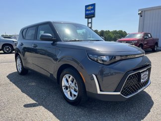 Used 2023 Kia Soul LX w/ LX Technology Package image 1