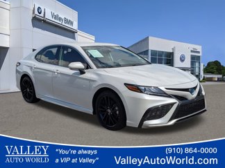 Used 2023 Toyota Camry XSE image 1