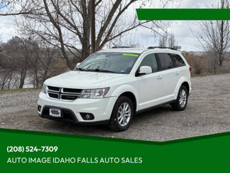 Used 2014 Dodge Journey SXT w/ Flexible Seating Group image 1