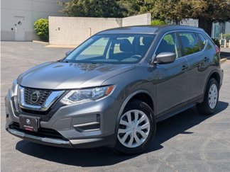 Used 2018 Nissan Rogue S image 1