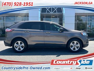 Used 2019 Ford Edge SE image 1