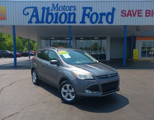 Used 2014 Ford Escape SE w/ Equipment Group 201A image 1