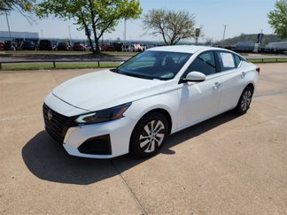 Used 2023 Nissan Altima 2.5 S image 1