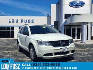 Used 2020 Dodge Journey SE image 1