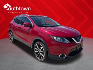 Used 2017 Nissan Rogue Sport SL image 1