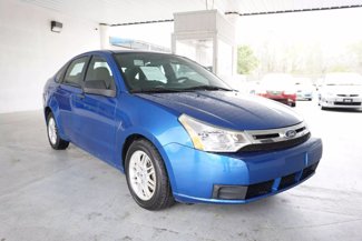 Used 2011 Ford Focus SE image 1