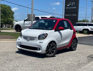 Used 2017 smart fortwo passion image 1