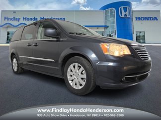 Used 2014 Chrysler Town & Country Touring image 1