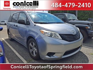 Used 2011 Toyota Sienna image 1