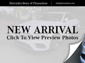 Used 2018 Mercedes-Benz E 300 4MATIC image 1