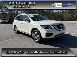 Used 2020 Nissan Pathfinder SV image 1
