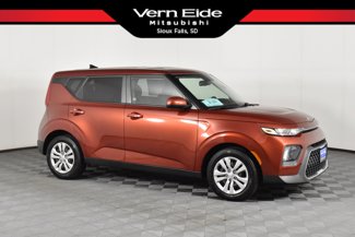 Used 2020 Kia Soul LX image 1