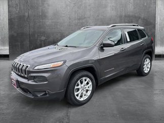 Used 2015 Jeep Cherokee Latitude w/ Cold Weather Group image 1