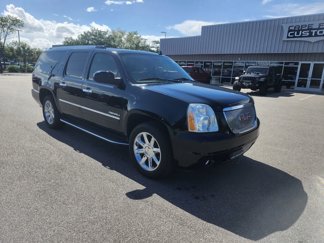 Used 2014 GMC Yukon XL Denali image 1