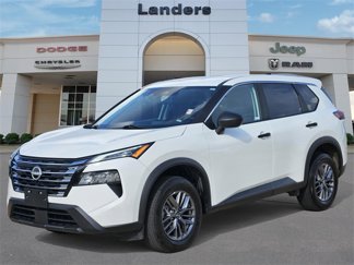 Used 2024 Nissan Rogue S image 1