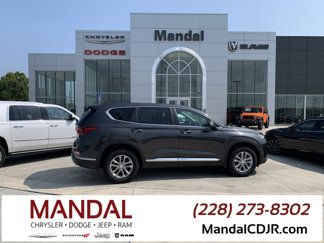 Used 2020 Hyundai Santa Fe SE image 1