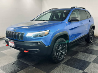 Used 2019 Jeep Cherokee Trailhawk image 1