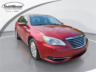 Used 2012 Chrysler 200 Touring image 1