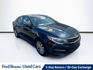 Used 2017 Kia Optima LX w/ Option Group 014 image 1