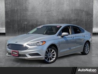 Used 2017 Ford Fusion SE w/ Fusion SE Technology Package image 1