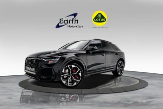 Used 2024 Audi RS Q8 w/ Black Optic Package image 1